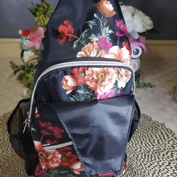 Mosiso Backpack Crossbody Shoulder Bag Flower Pattern - Picture 4 of 5